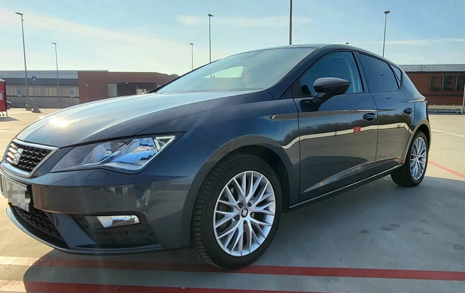 Seat Leon cena 63900 przebieg: 49000, rok produkcji 2020 z Łódź małe 211